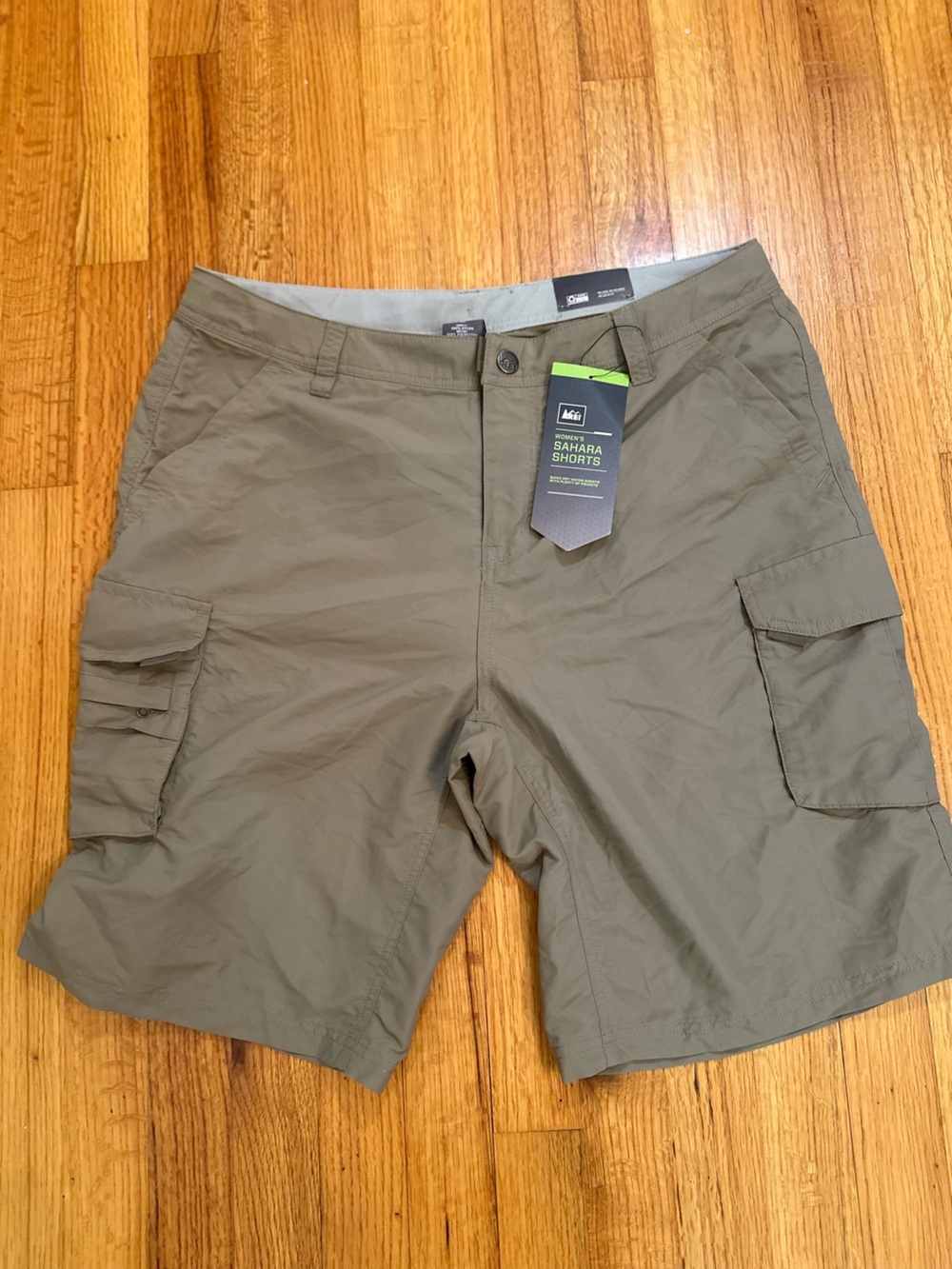 REI Cargo Shorts Women SAHARA Size 12 Inch Pockets 100% Nylon Hike - Picture 2 of 10